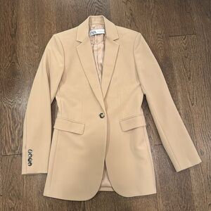 Zara Fitted Lightweight Tan Blazer
